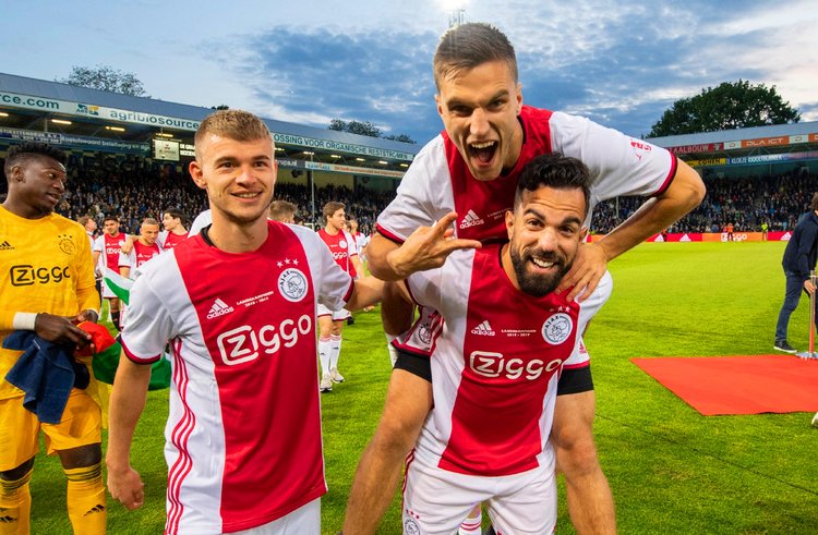 同年总决赛 同年总决赛