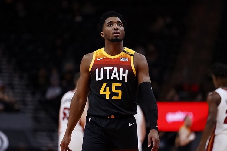 一个展示自 一个展示自