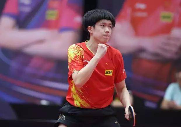 更显示出王 更显示出王