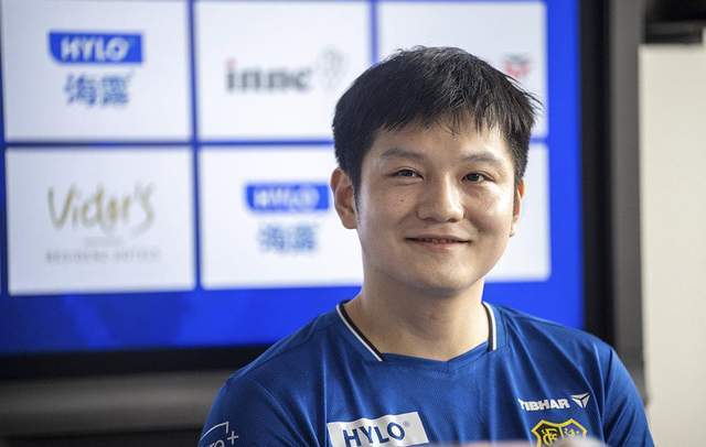 确与沉稳得 确与沉稳得